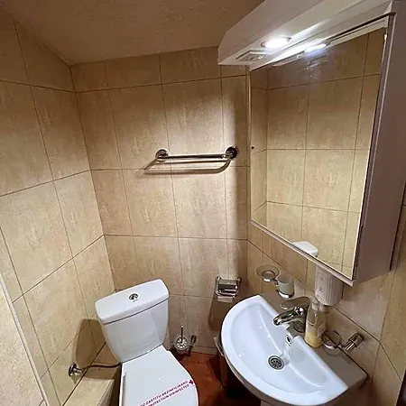 Royal 2* Podgorica