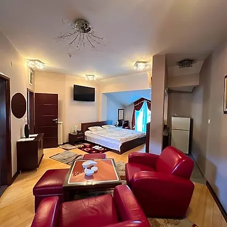 Royal Hotel 2*