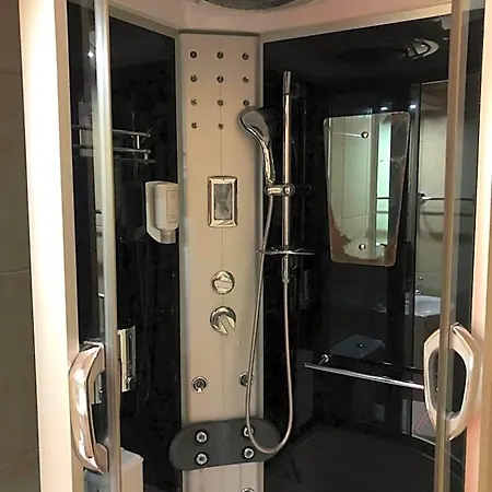 Hotel Royal 2*